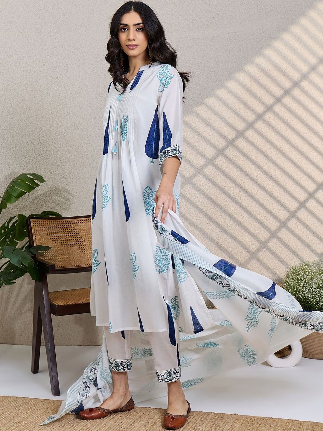 Women Ethnic Motifs Printed Regular Pure Cotton Kurta with Trousers & With Dupatta