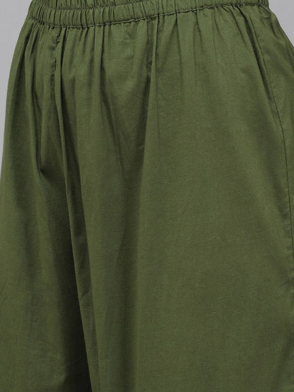 Women Green & White Bandhani Print Gotta Patti Kurta with Sharara & With Dupatta