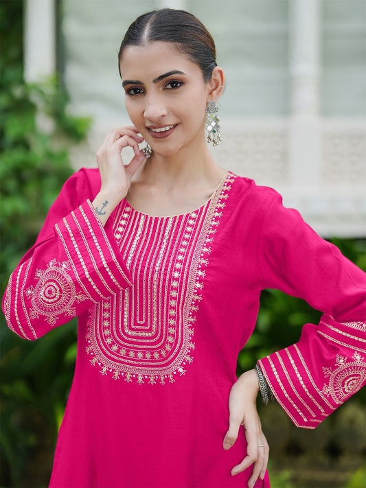 Dhiyona IE Women Ethnic Motifs Embroidered Regular Sequinned Kurta with Trousers