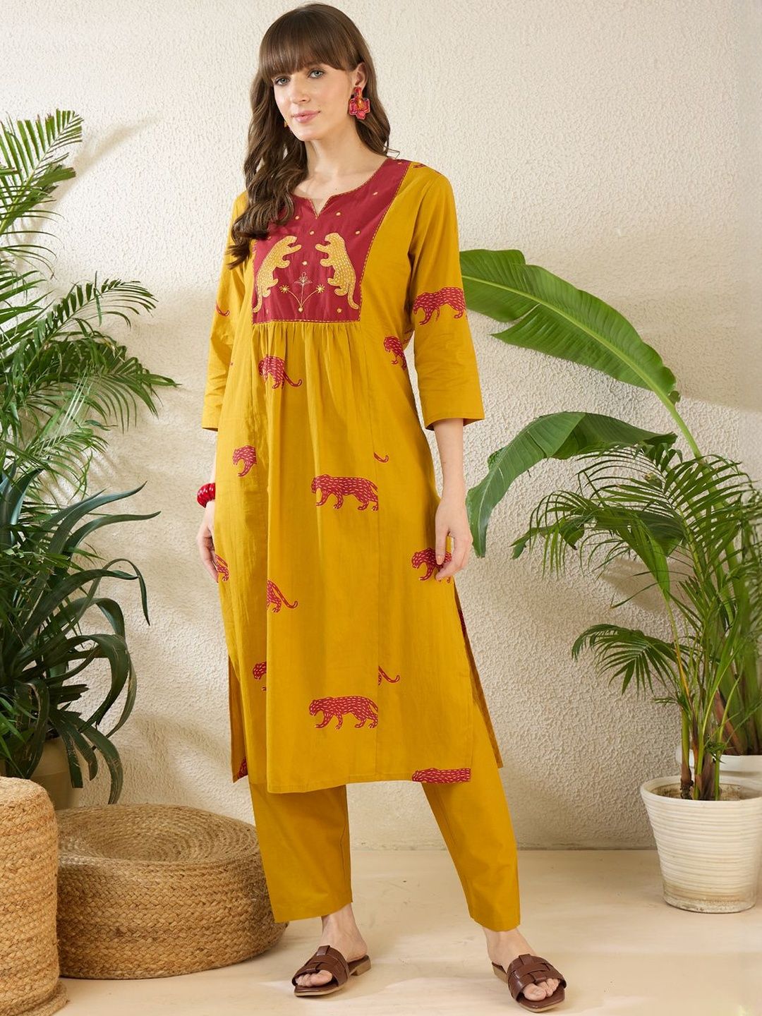 Women Animal Printed Tiered Thread Work Pure Cotton Kurta with Trousers