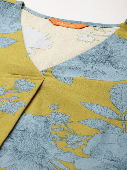 Floral Printed Pleated Kurta with Trousers