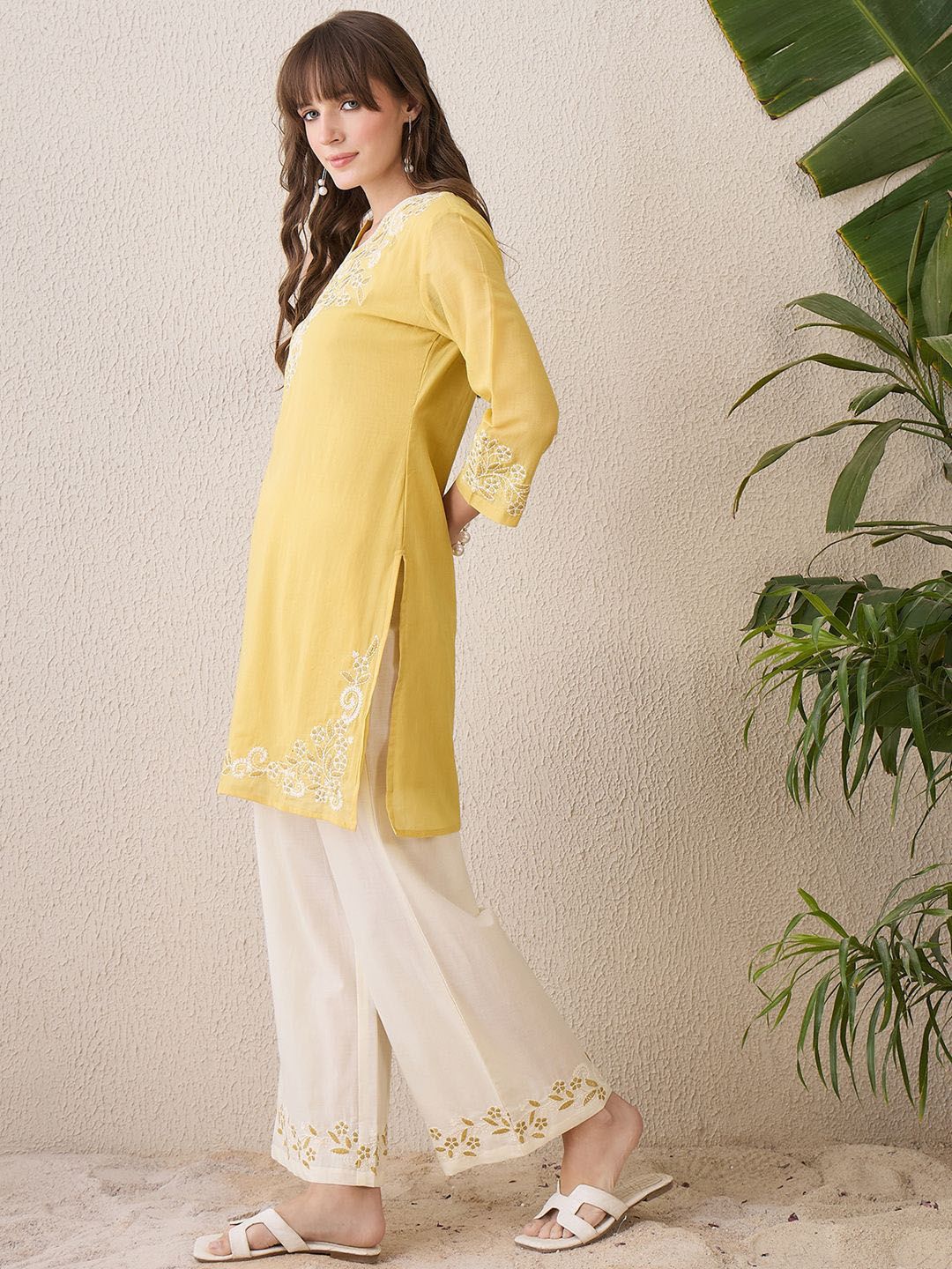 Floral Embroidered Notch Neck Pure Cotton Straight Kurta With Trousers