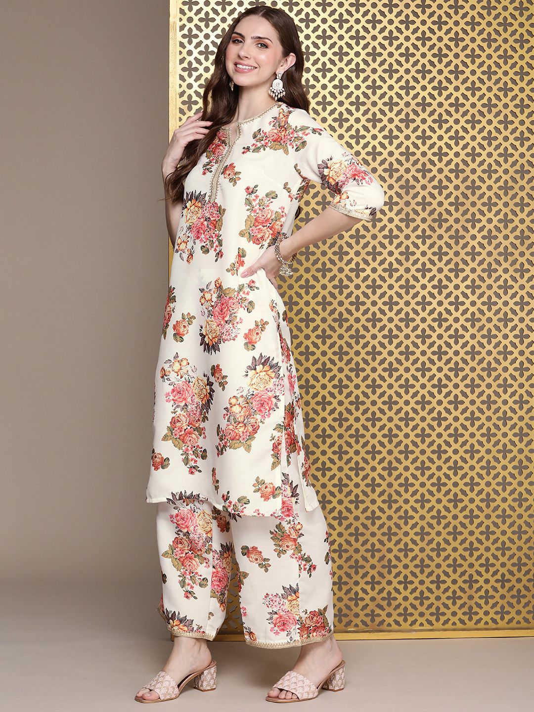 Dhiyona PD Women Women Floral Printed Gotta Patti Kurta with Palazzos & Dupatta