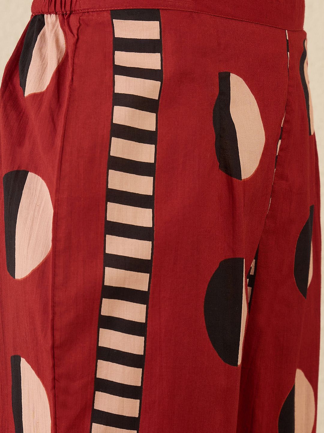 Dhiyona IE Women Printed Pleated Pure Cotton Kurta with Trousers