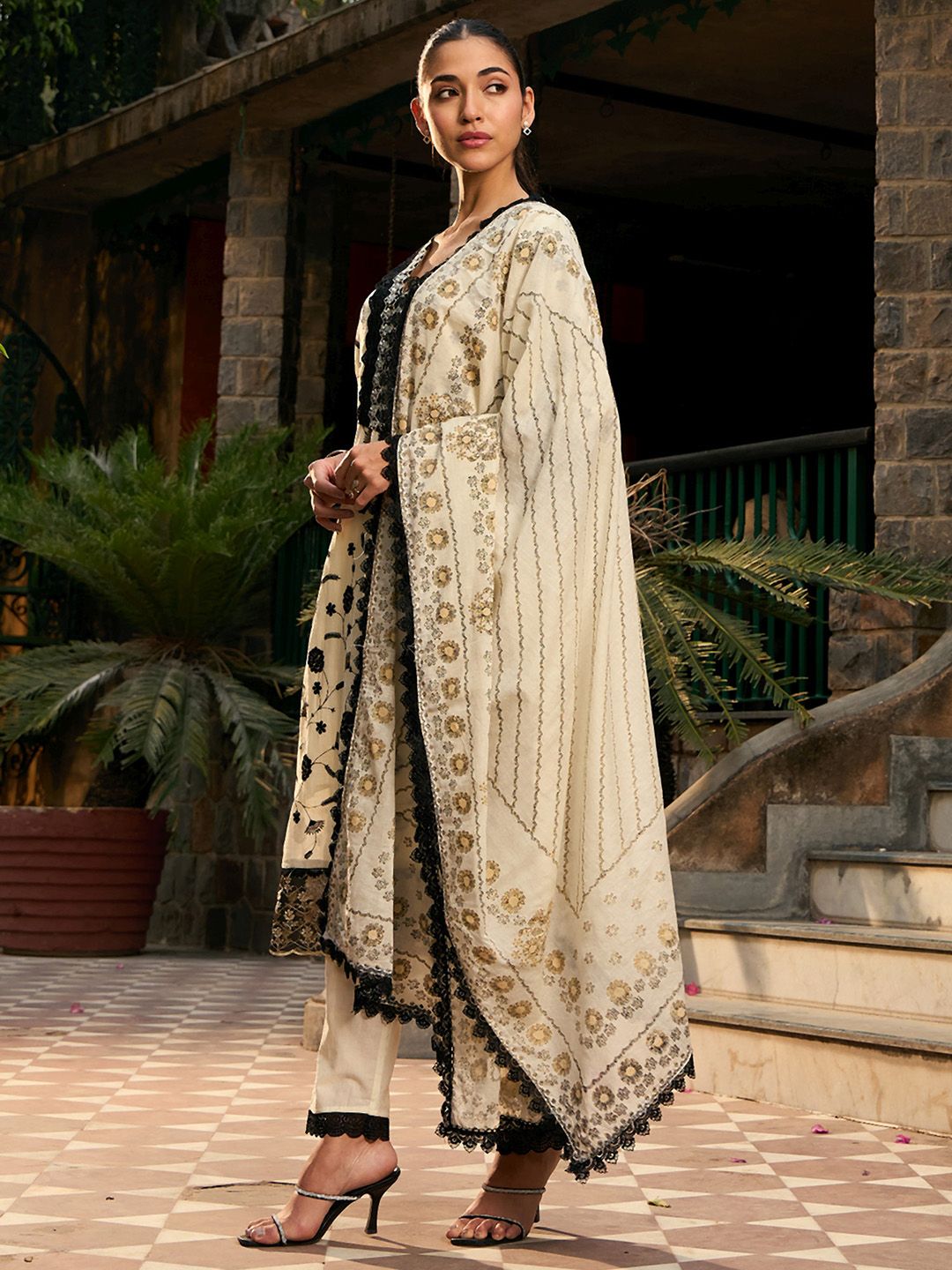 V Neck Floral Embroidered Thread Work Pure Cotton Kurta with Trouser & Dupatta