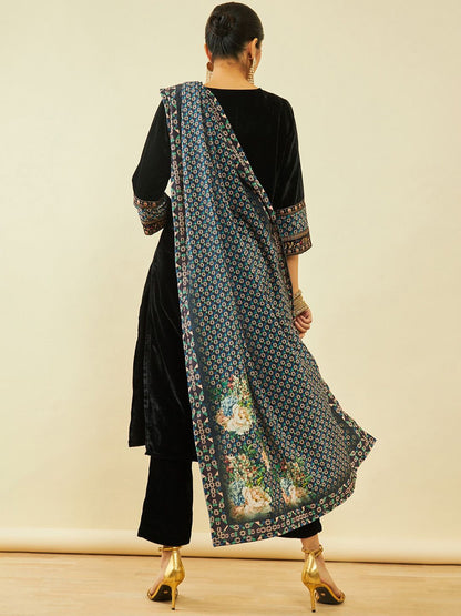 Dhiyona SO Women's Floral Yoke Design Regular Thread Work Velvet Kurta With Trousers & Dupatta