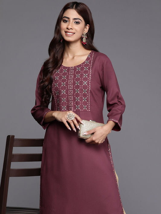 Dhiyona IE Women Embroidered Thread Work Kurta