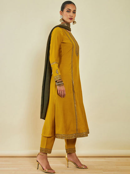 Dhiyona SO Women's Ethnic Motifs Embroidered Gotta Patti Kurta with Trousers & With Dupatta