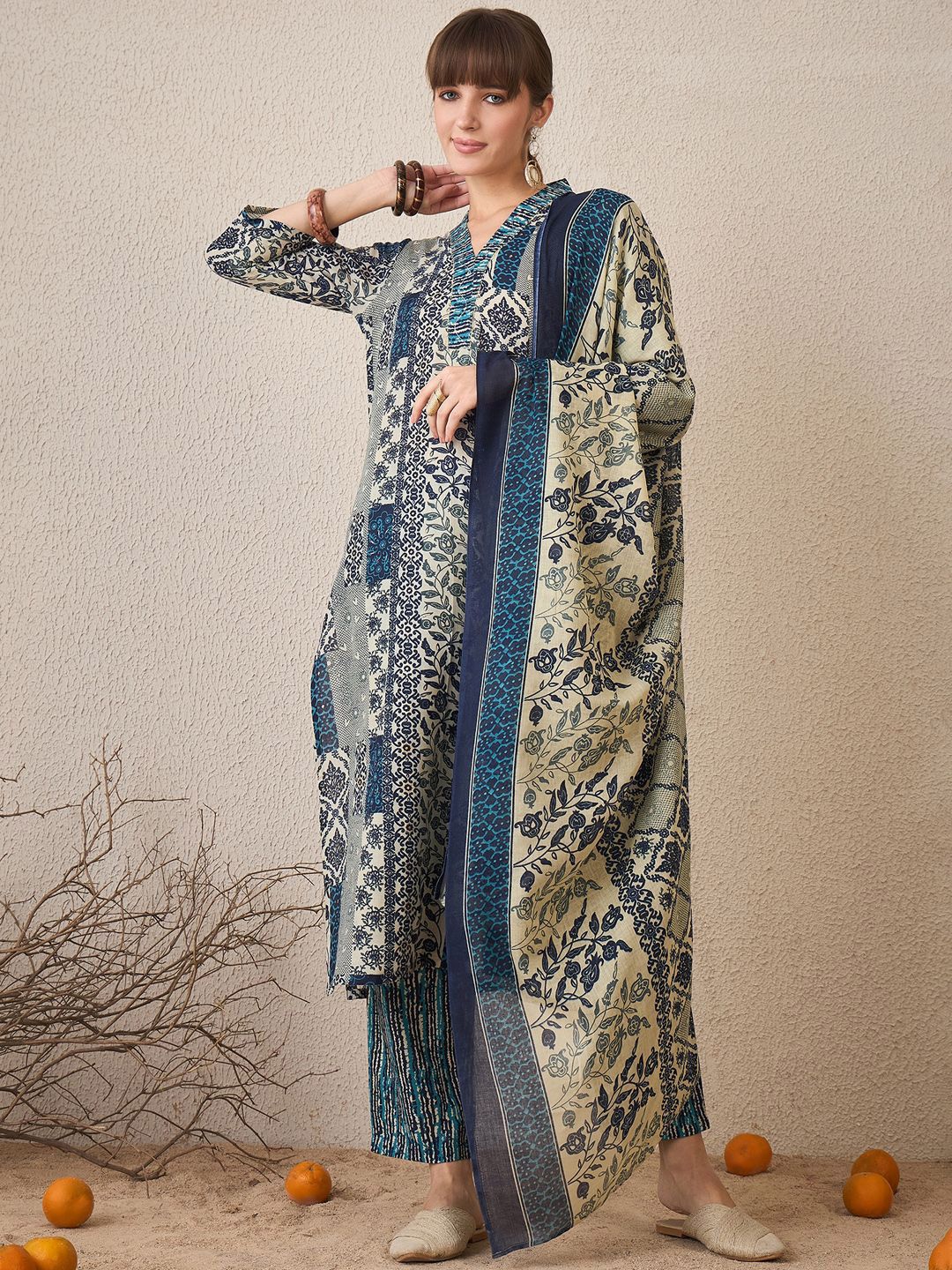 Women Floral Printed Regular Pure Cotton Kurta with Trousers & With Dupatta