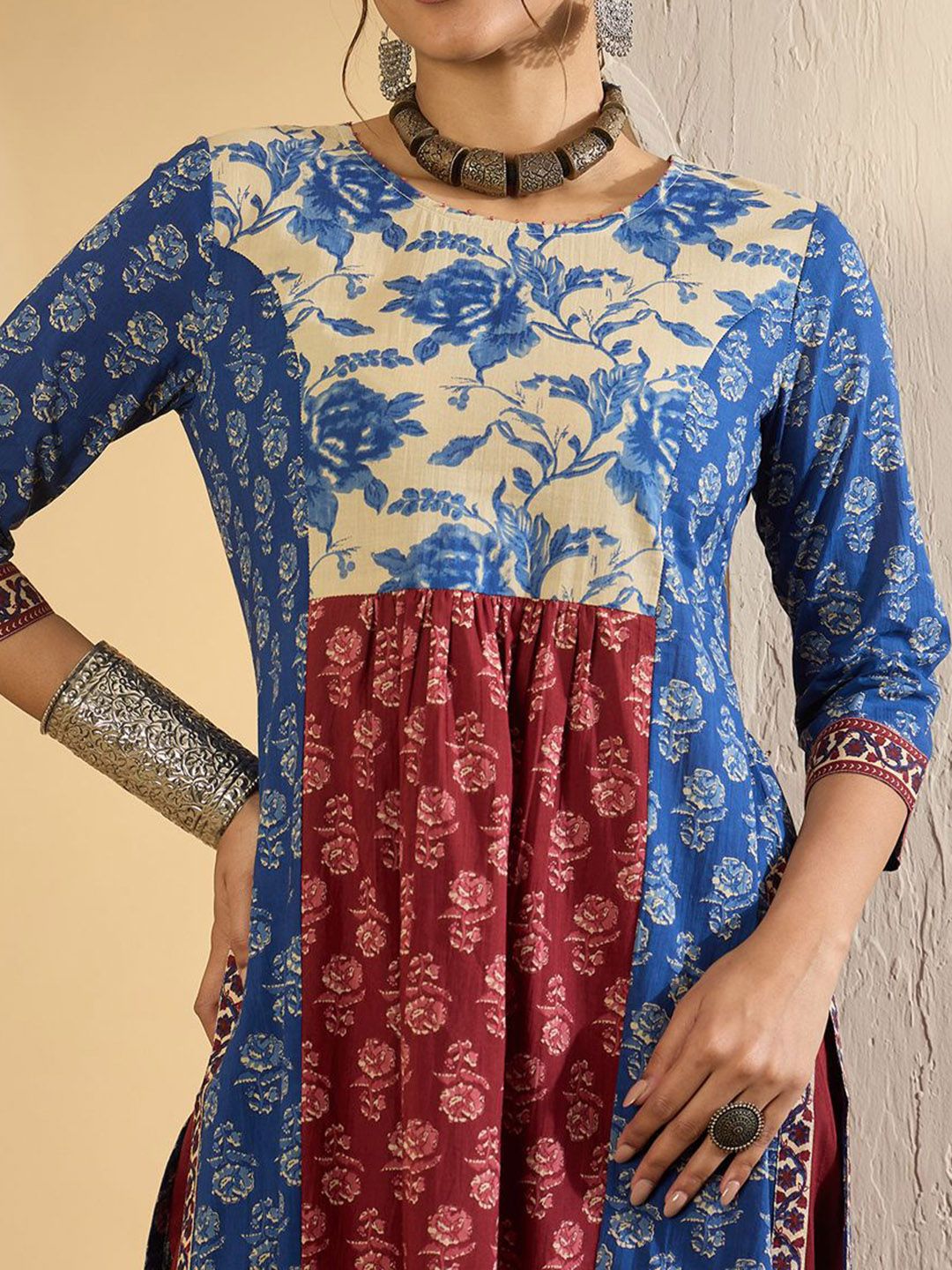 Dhiyona IE Floral Printed Pure Empire Cotton Kurta With Trousers