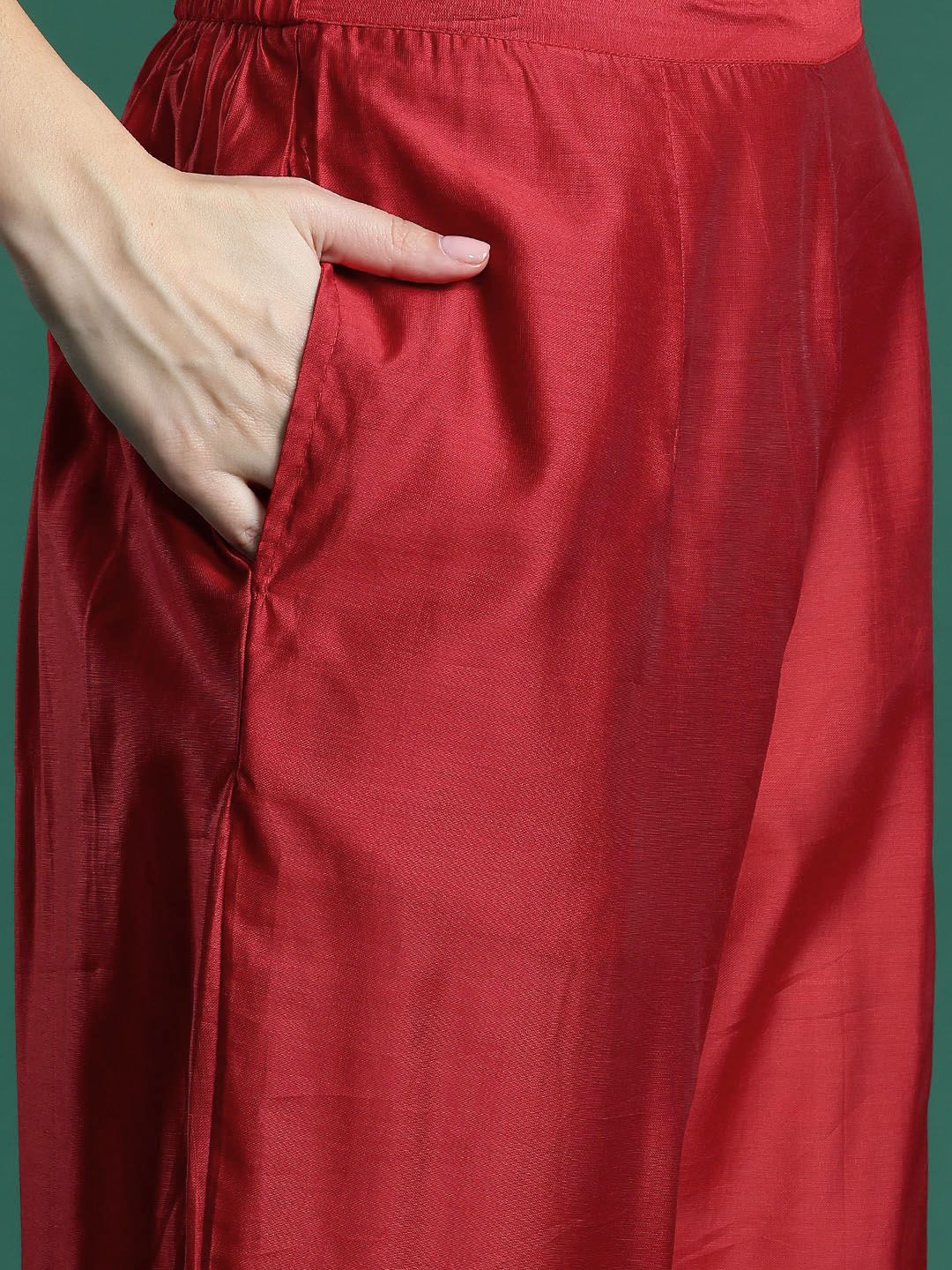 Dhiyona IE Embroidered Sequinned Kurta With Trousers & Dupatta