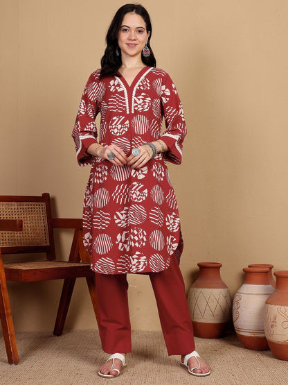 Dhiyona VA Women'sGeometric Printed V-Neck Straight Kurta With Trousers
