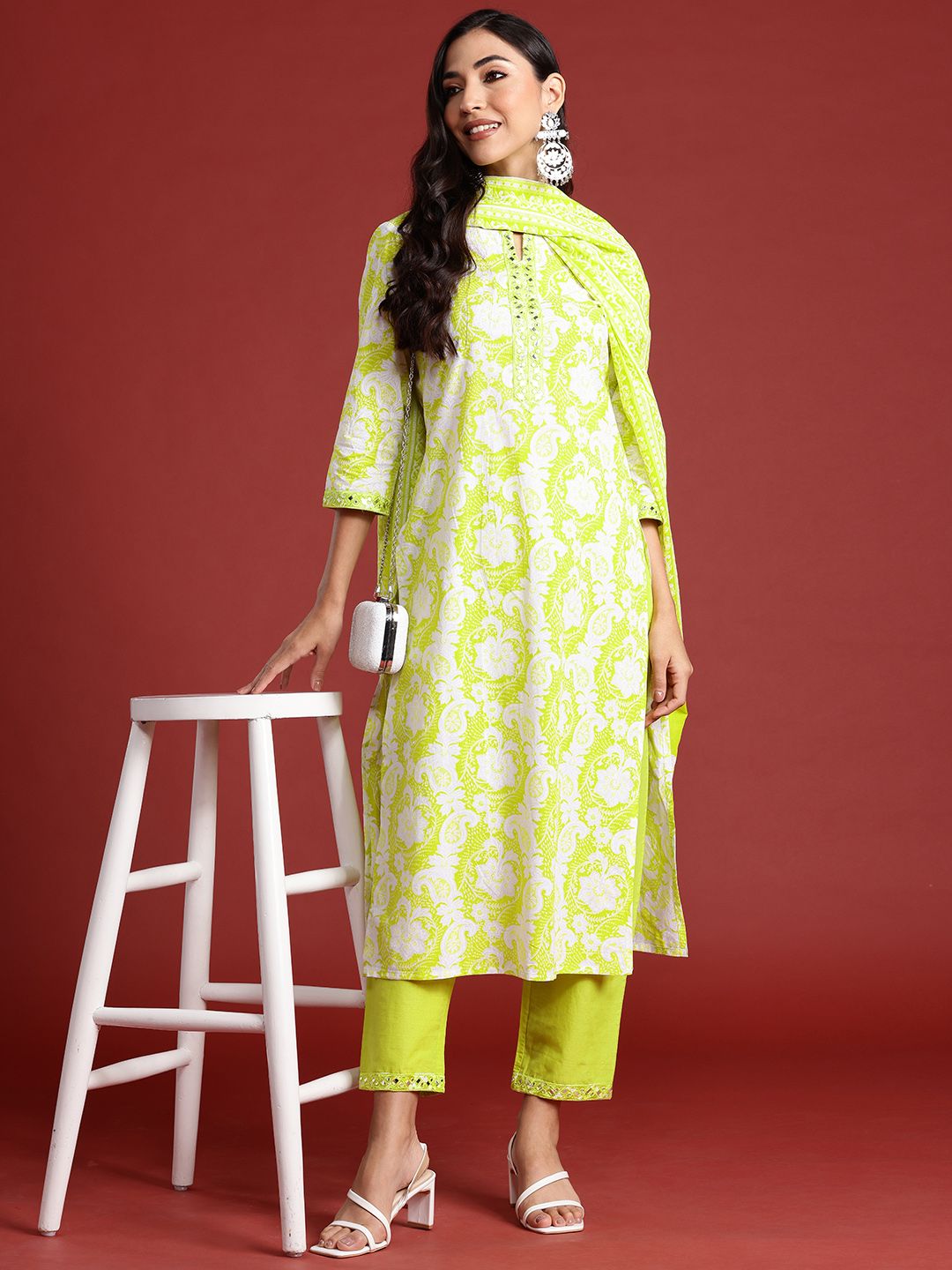 Floral Printed Thread Work Pure Cotton Kurta With Trousers & Dupatta