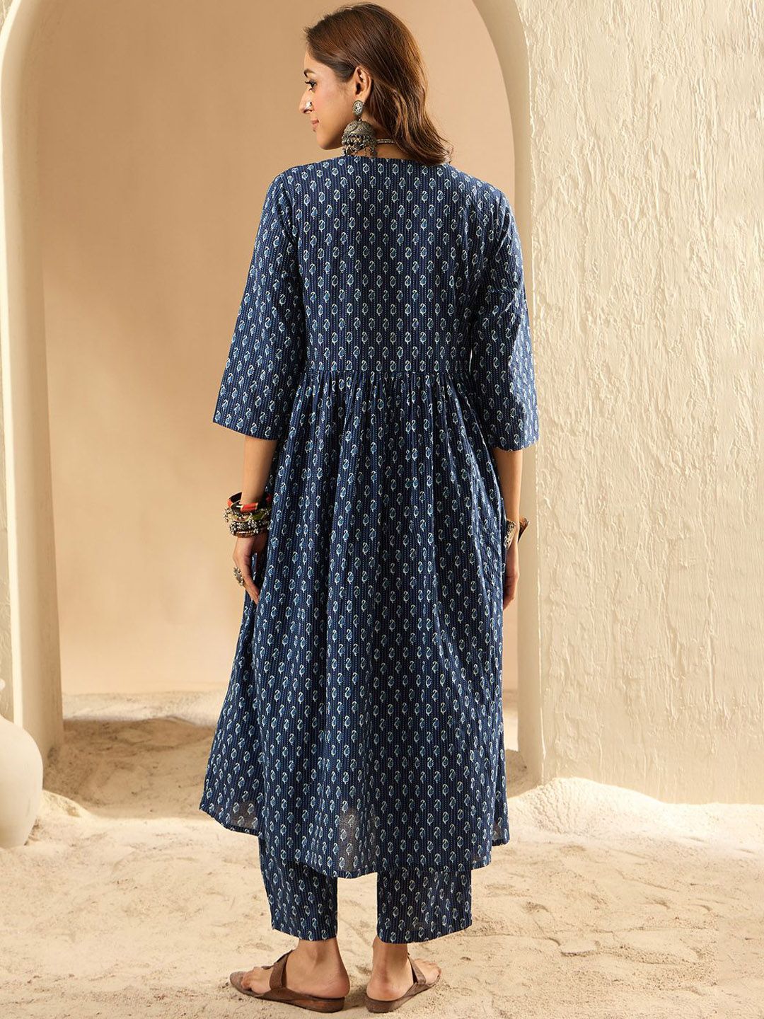 Women Ethnic Motifs Printed Empire Pure Cotton Kurta with Trousers