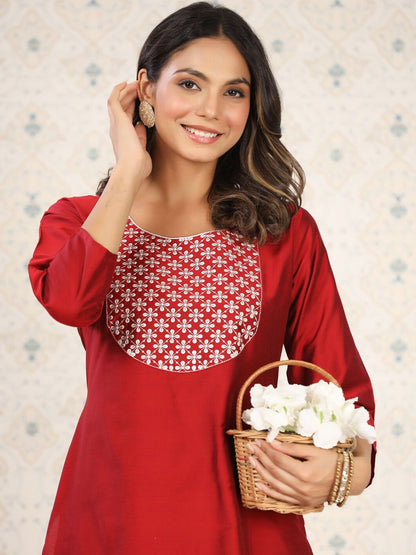 Dhiyona OD  Floral Embroidered Kurta