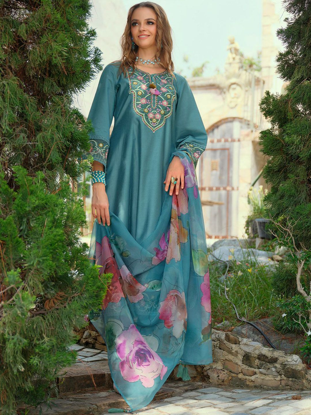 Women Floral Embroidered Kurta with Trousers & Dupatta