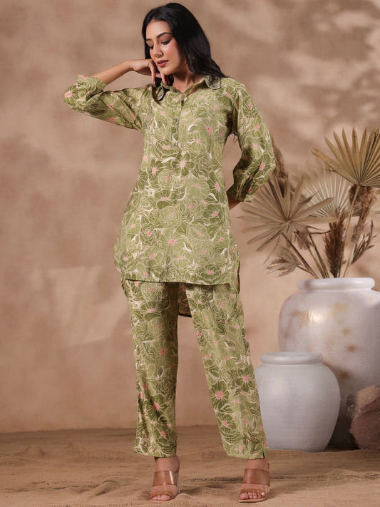 Dhiyona IS Women's Floral Printed Shirt Collar Puff Sleeve Beads and Stones Silk Blend Kurta Set