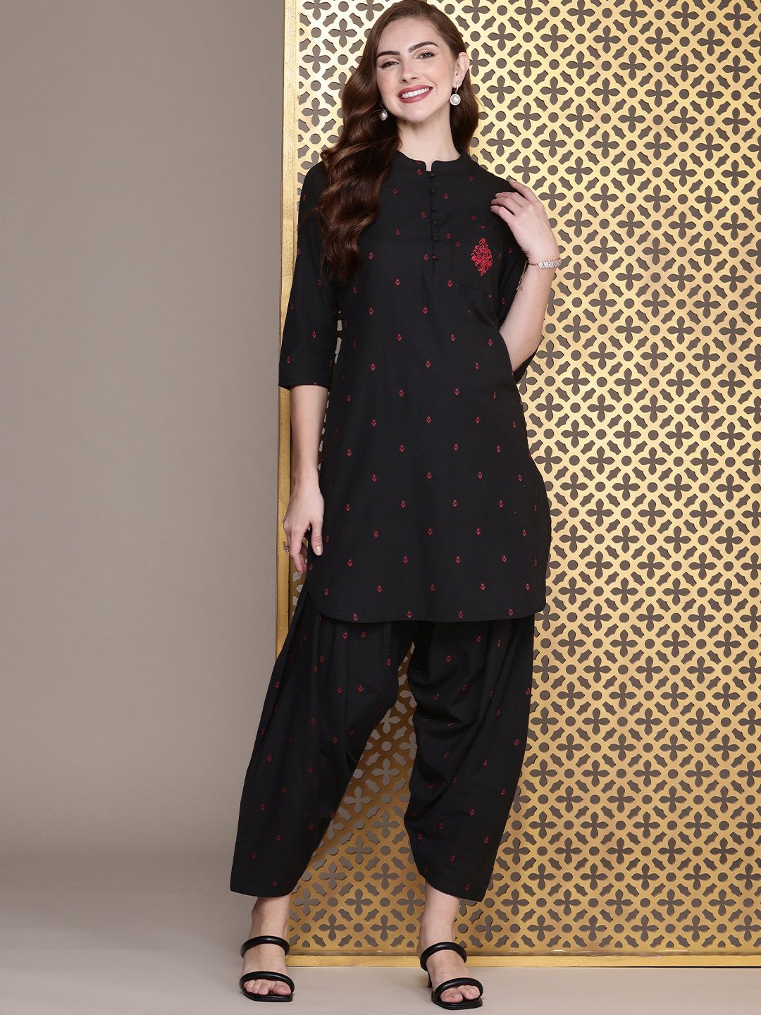 Dhiyona PD Women Women Woven design Regular Jashn Kurta with Patiala