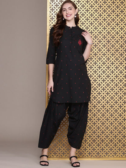 Dhiyona PD Women Women Woven design Regular Jashn Kurta with Patiala