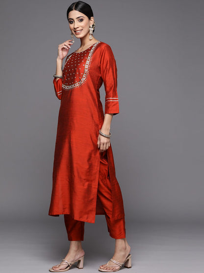 Dhiyona VA Women's Maroon Yoke Design Kurta with Trousers & With Dupatta