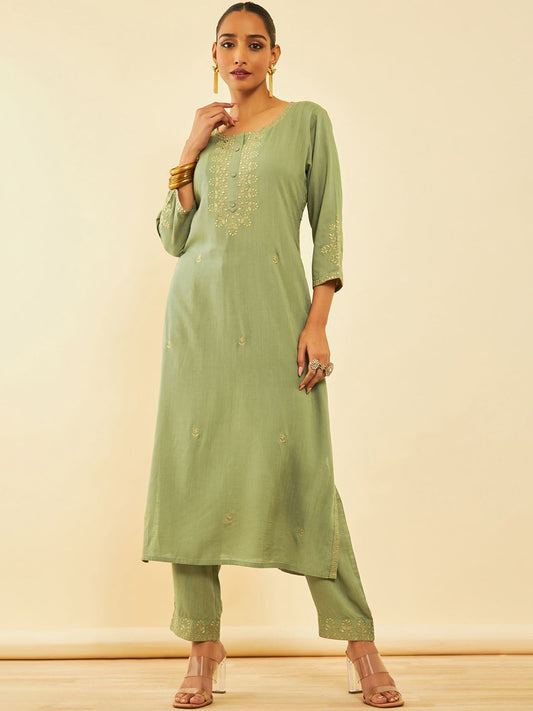 Dhiyona SO Women's Floral Embroidered Regular Sequinned Kurta With Trousers