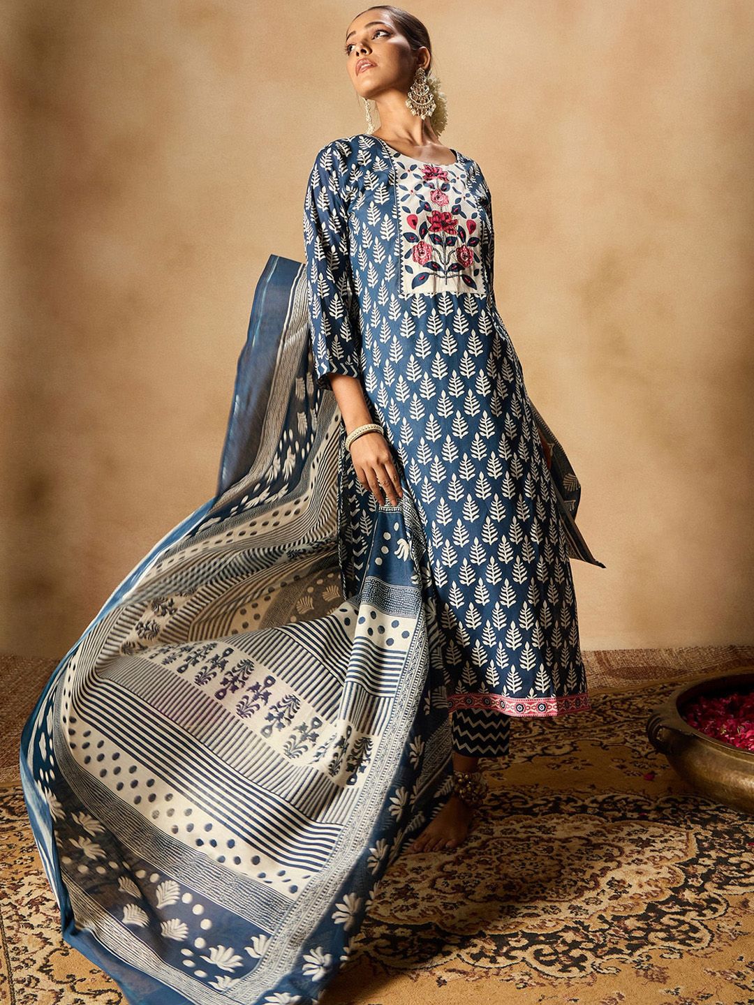 Dhiyona IE Ethnic Motifs Printed Thread Work Pure Cotton Straight Kurta & Trousers & Dupatta