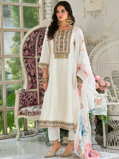 Ethnic Motifs Embroidered Zari Straight Kurta With Trousers & Dupatta