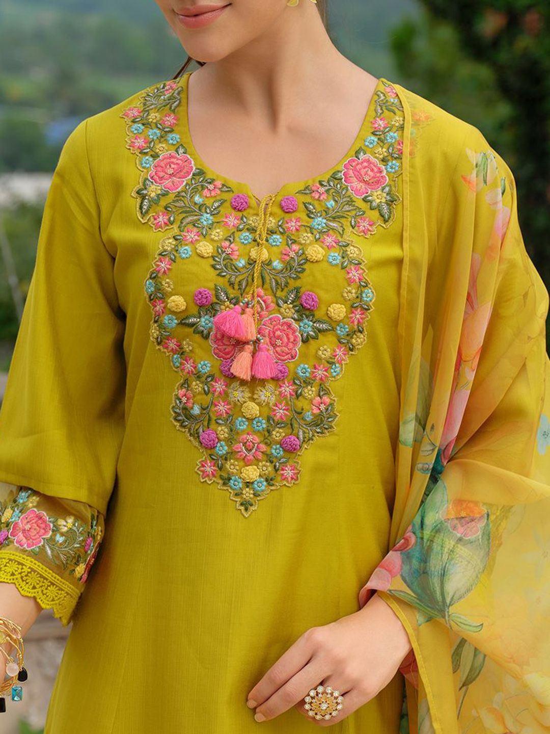 Women Embroidered Kurta with Trousers & Dupatta