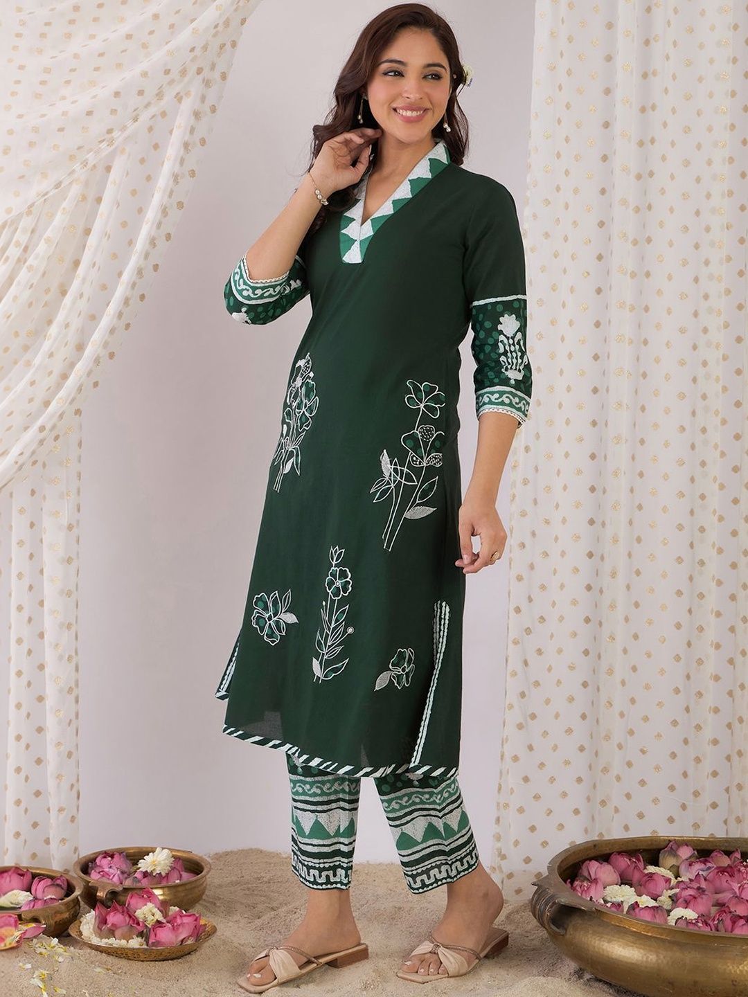 Women Floral Printed Regular Pure Cotton Kurta with Trousers