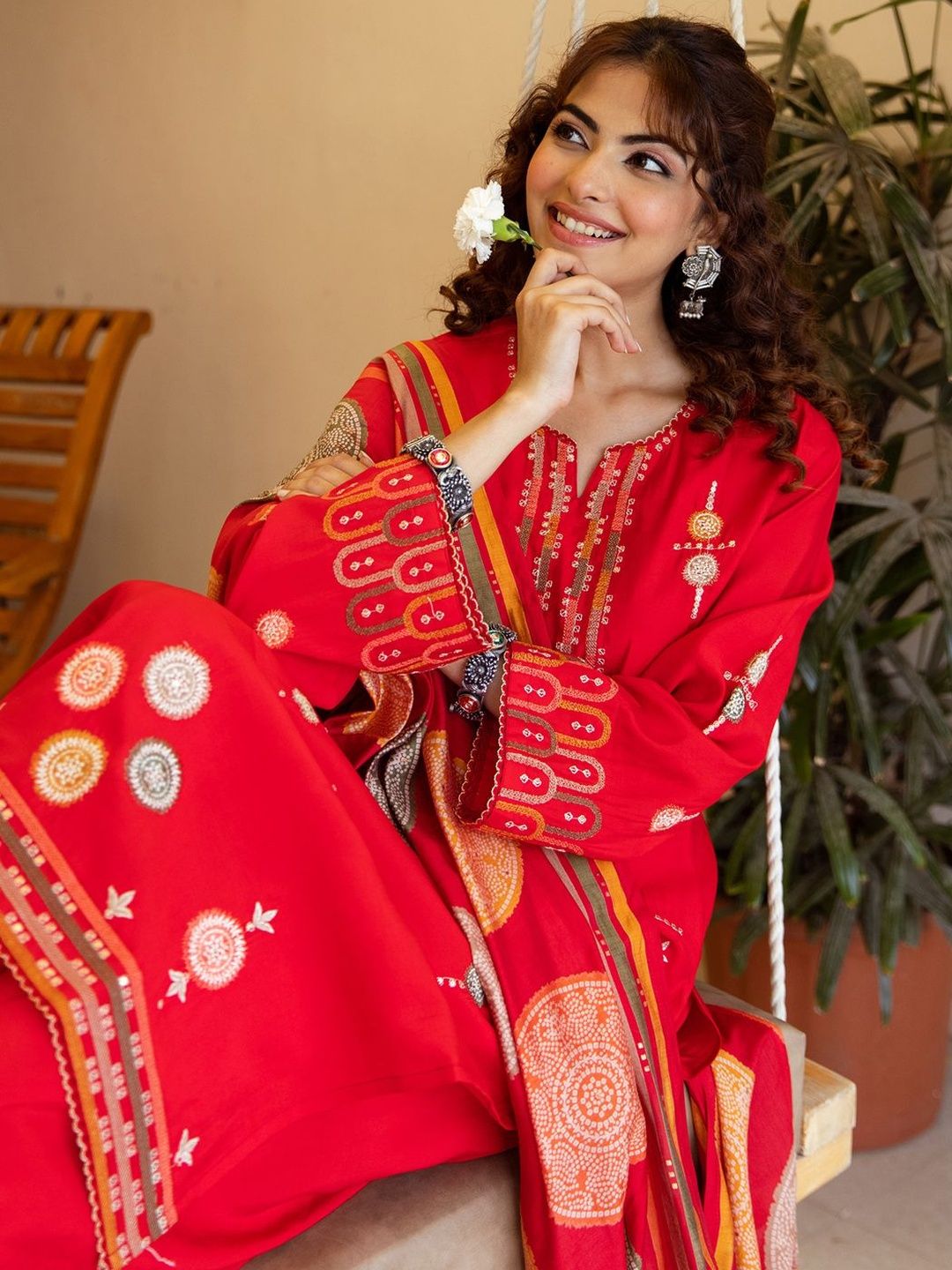 Dhiyona IE Ethnic Motifs Embroidered Thread Work Kurta With Palazzos & Dupatta