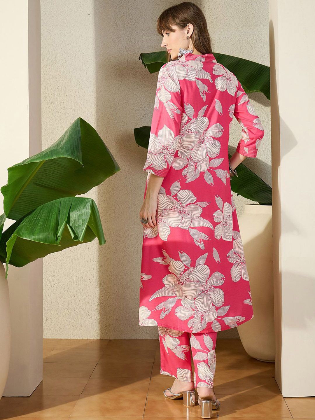 Dhiyona IE Printed V-Neck Top With Trousers