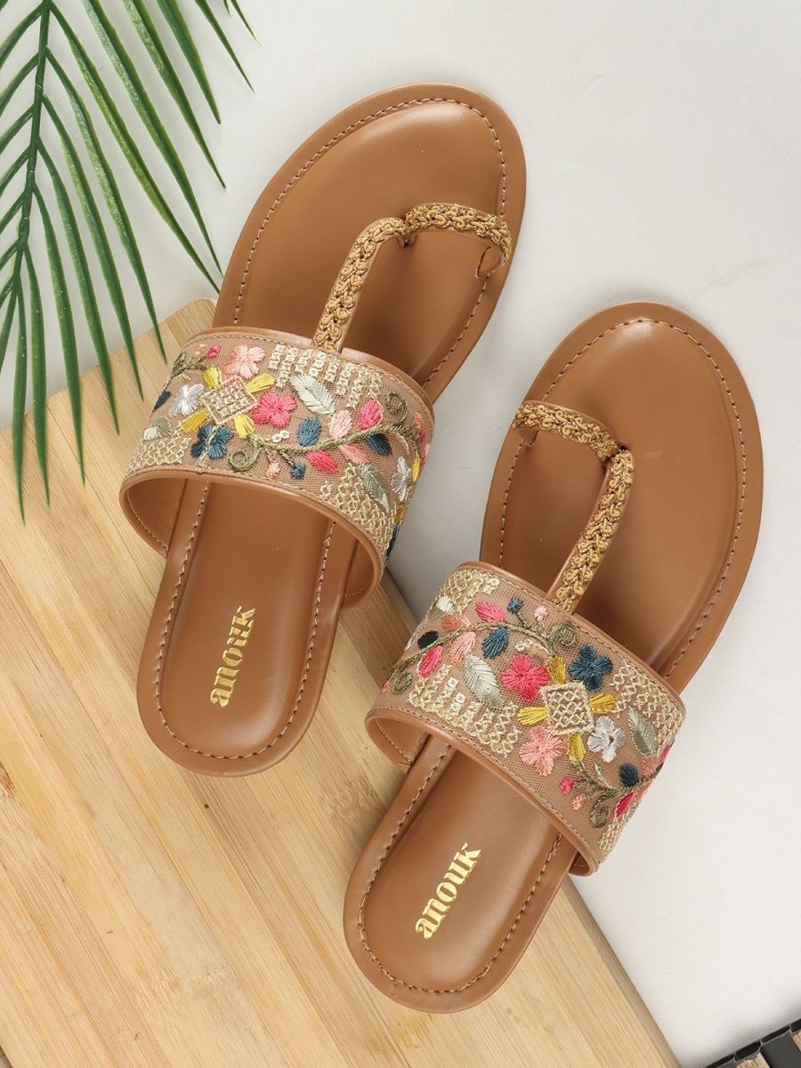 Dhiyona AK Women Ethnic Open Toe Flats with Embroidered