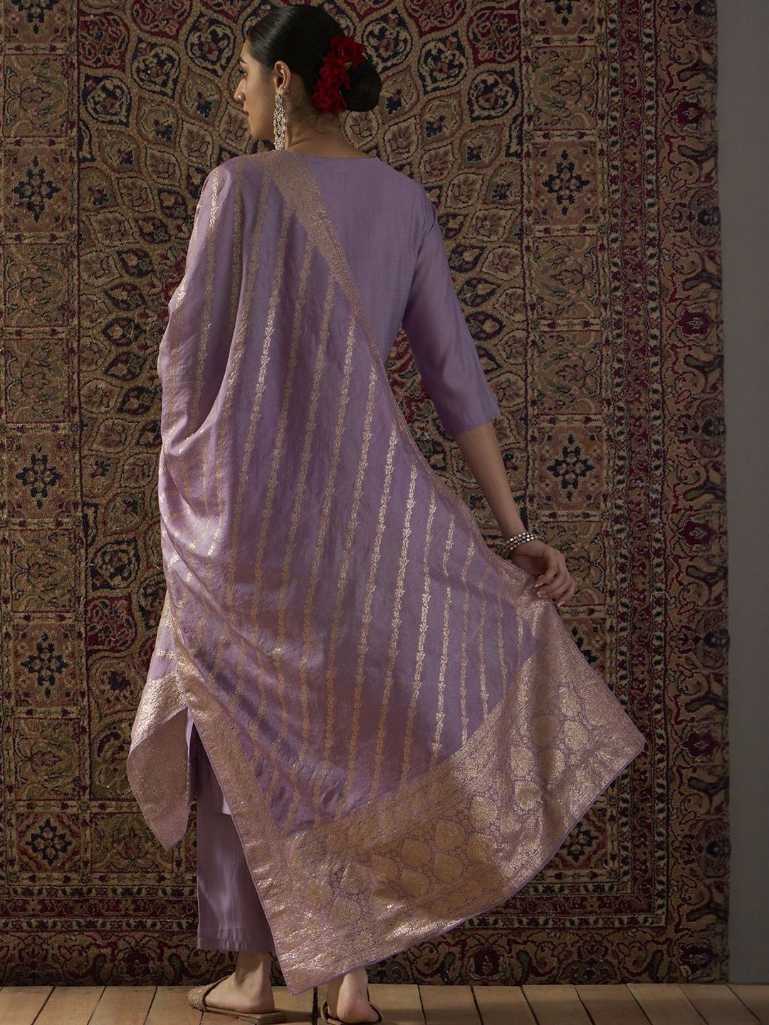 Ethnic Motifs Embroidered Round Neck Thread Work Kurta With Trousers & Dupatta