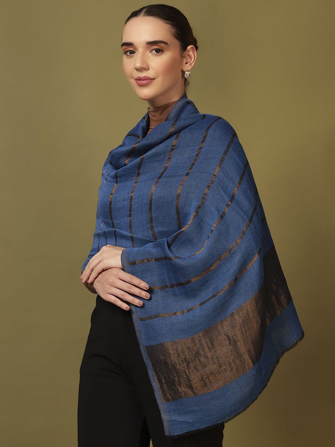 Dhiyona PA Striped Woven Design Shawl