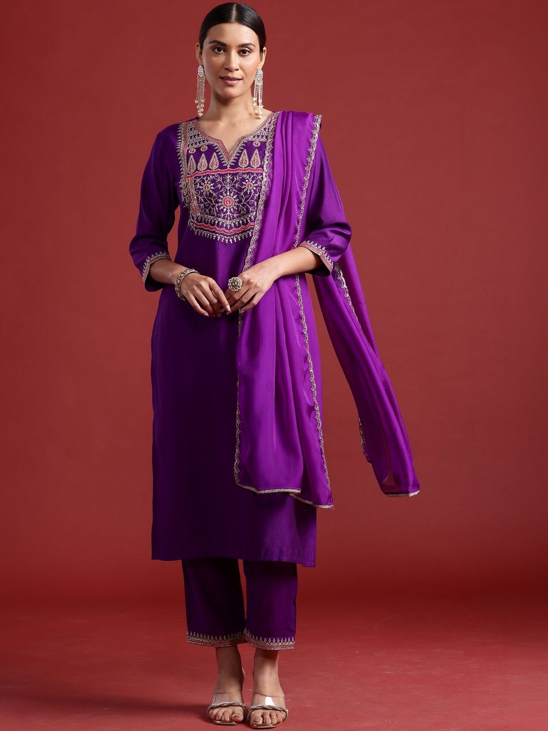 Dhiyona IE Women Ethnic Motifs Embroidered Regular Thread Work Liva Kurta with Trousers & With Dupatta
