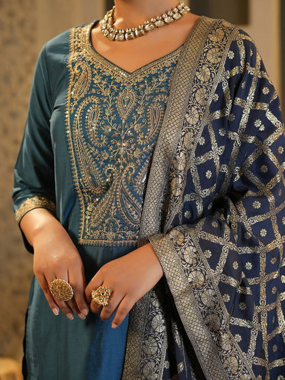 Paisley Yoke Design Sweetheart Neck Zari Straight Kurta & Trousers With Dupatta