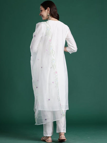 Women Floral Embroidered Regular Thread Work Kurta with Trousers & With Dupatta