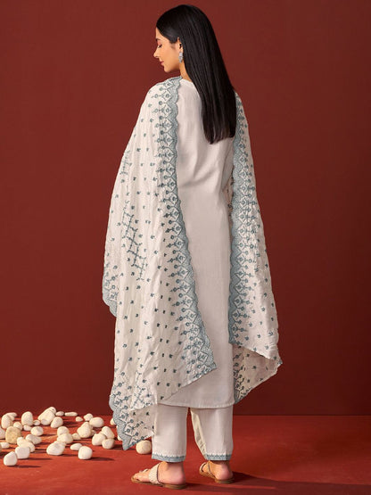 Dhiyona IE Women Ethnic Motifs Embroidered Kurta with Trousers & Dupatta
