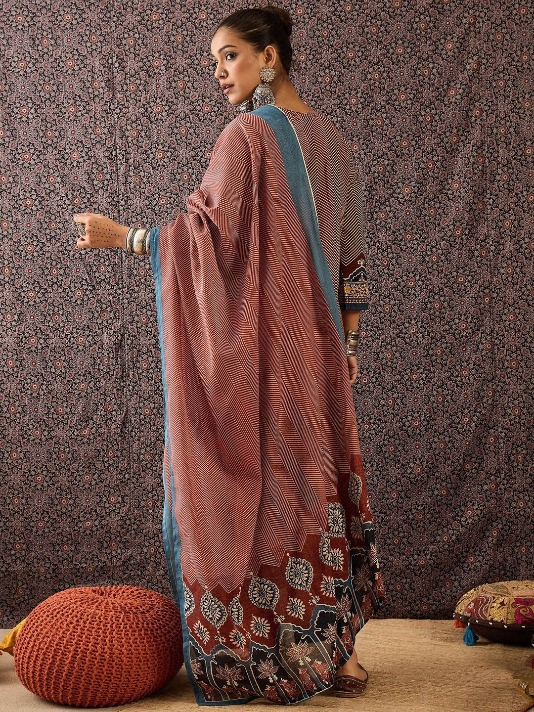 Dhiyona IE Women Ethnic Motifs Printed Regular Sequinned Pure Cotton Kurta with Trousers & With Dupatta