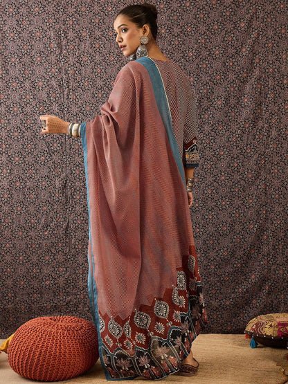 Dhiyona IE Women Ethnic Motifs Printed Regular Sequinned Pure Cotton Kurta with Trousers & With Dupatta