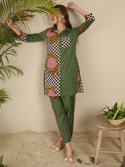 Women Checked Regular Pure Cotton Kurta with Trousers