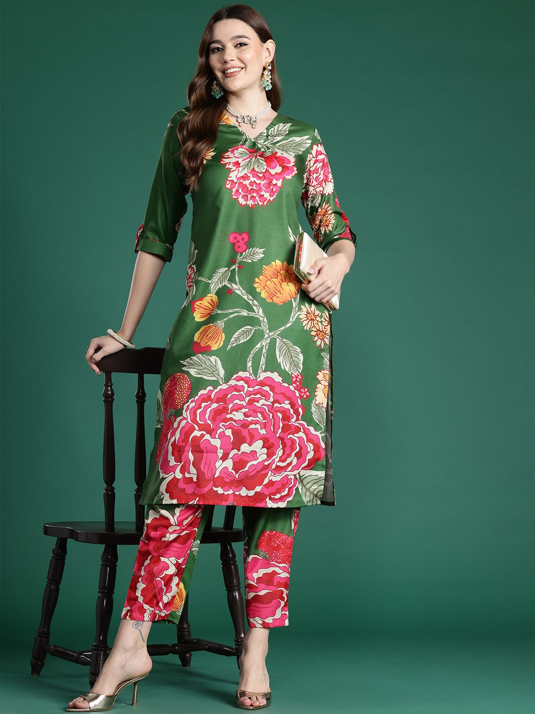 Floral Printed Kurta with Trousers