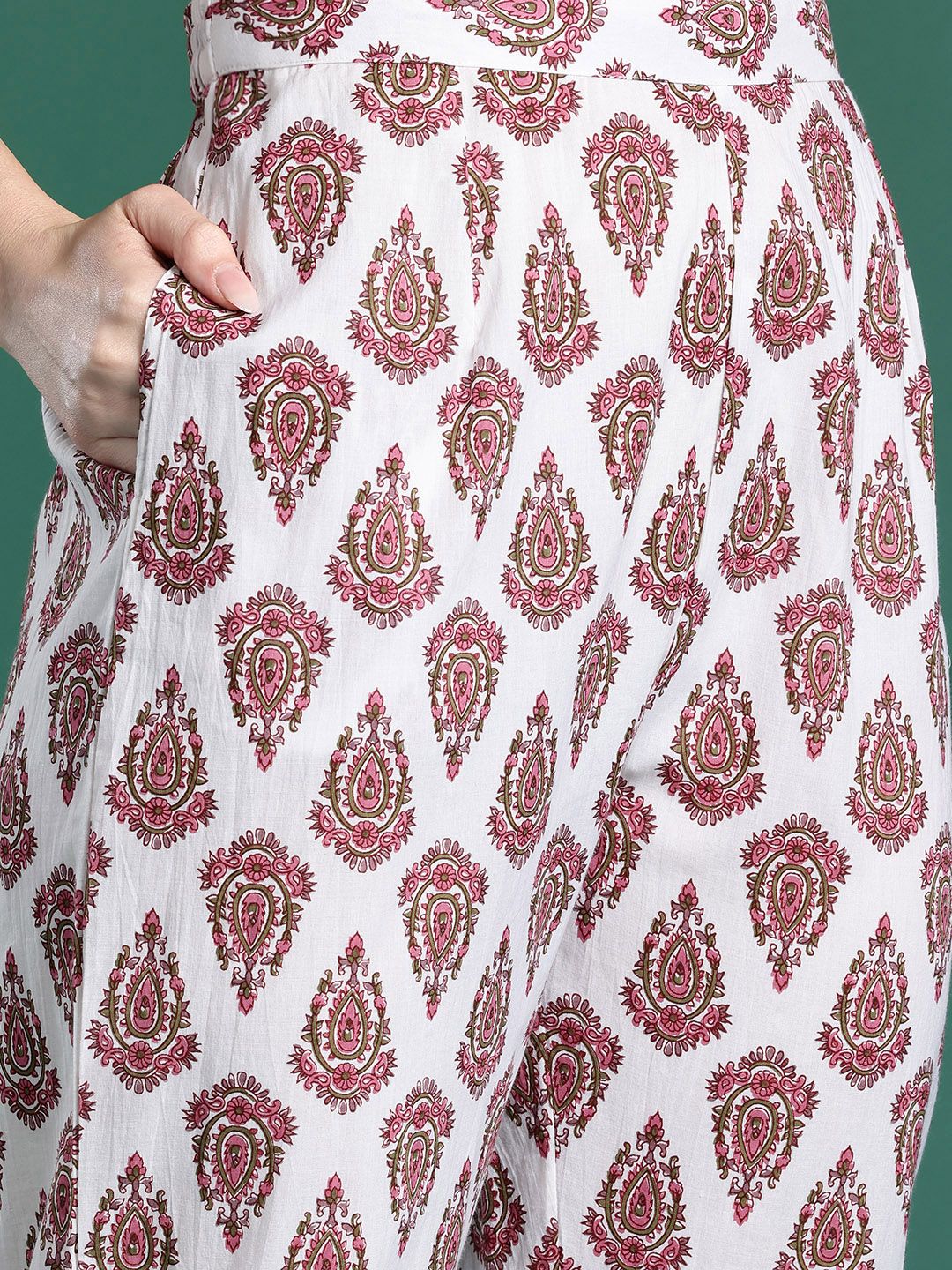 Women Ethnic Motifs Printed Regular Pure Cotton Kurta with Trousers