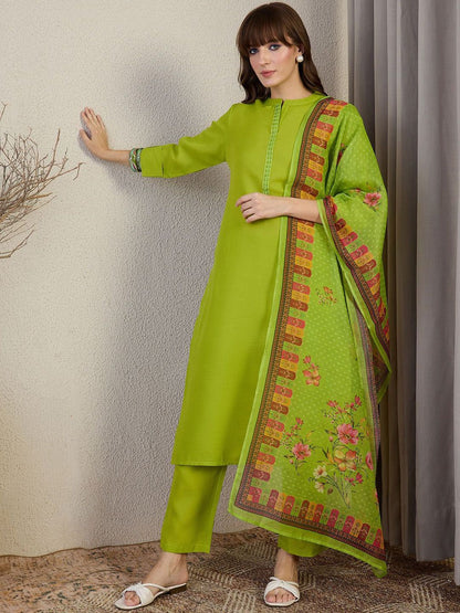 Dhiyona IE Women Ethnic Motifs Embroidered Regular Kurta, Trousers With Dupatta