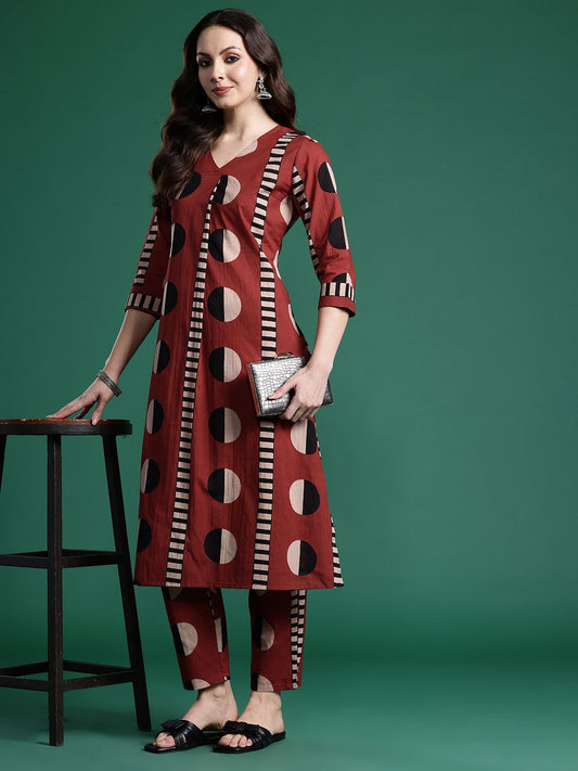 Dhiyona IE Women Printed Pleated Pure Cotton Kurta with Trousers
