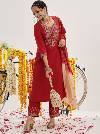 Dhiyona VA Women'sEthnic Motifs Yoke Design Zari Kurta & Trousers With Dupatta