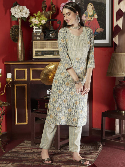 Dhiyona SN Women's Ethnic Motifs Printed Thread Work Pure Cotton Kurta & Trouser With Dupatta