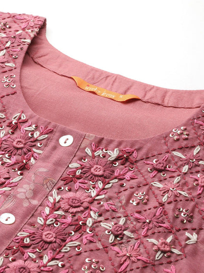 Women Floral Embroidered Thread Work Chanderi Silk Kurta Set