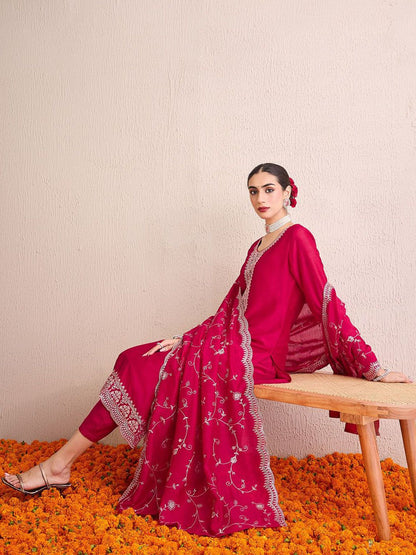 Women Ethnic Motifs Yoke Design Regular Sequinned Kurta with Trousers & With Dupatta