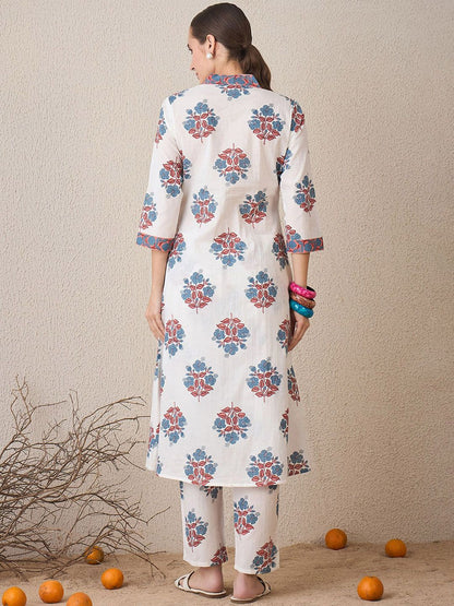 Dhiyona IE Floral Printed V-Neck Pure Cotton Tunic With Trouser